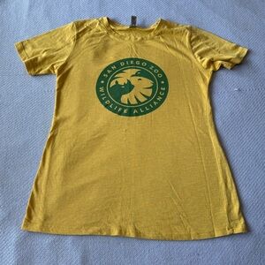 San Diego Zoo Wildlife Alliance mustard yellow women’s size Medium shirt